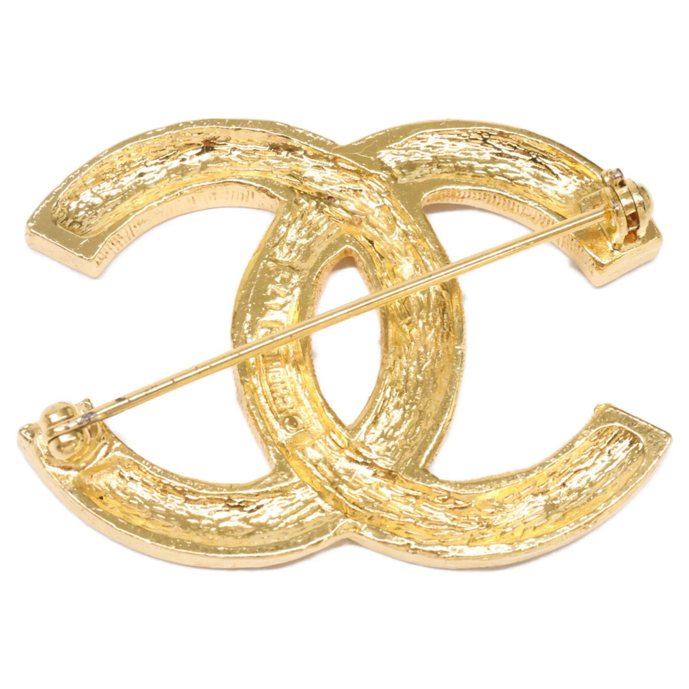 CHANEL Vintage Gold Logo Brooch - Picture 6 of 9